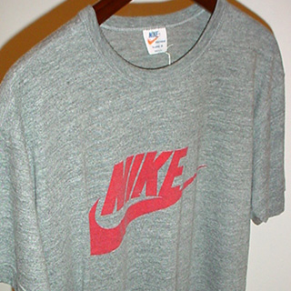 NIKE T�V���c�ڍ׉��1