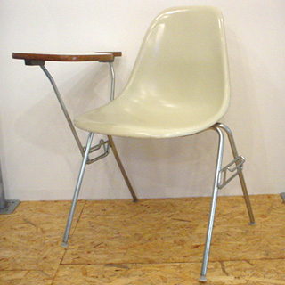 �C�[���Y (Eames)�T�C�h�V�F���`�F�A�N���[���z���C�g�ڍ׉��1