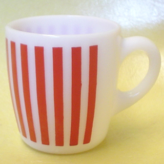 �w�[�[���A�g���X �X�g���C�v ���b�h �}�O(Hazel Atlas Stripe Red Mug)�ڍ׉摜